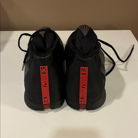 Rare Nike Air Jordan 15 Retro Stealth shoes Size 9 - Picture 8 of 12